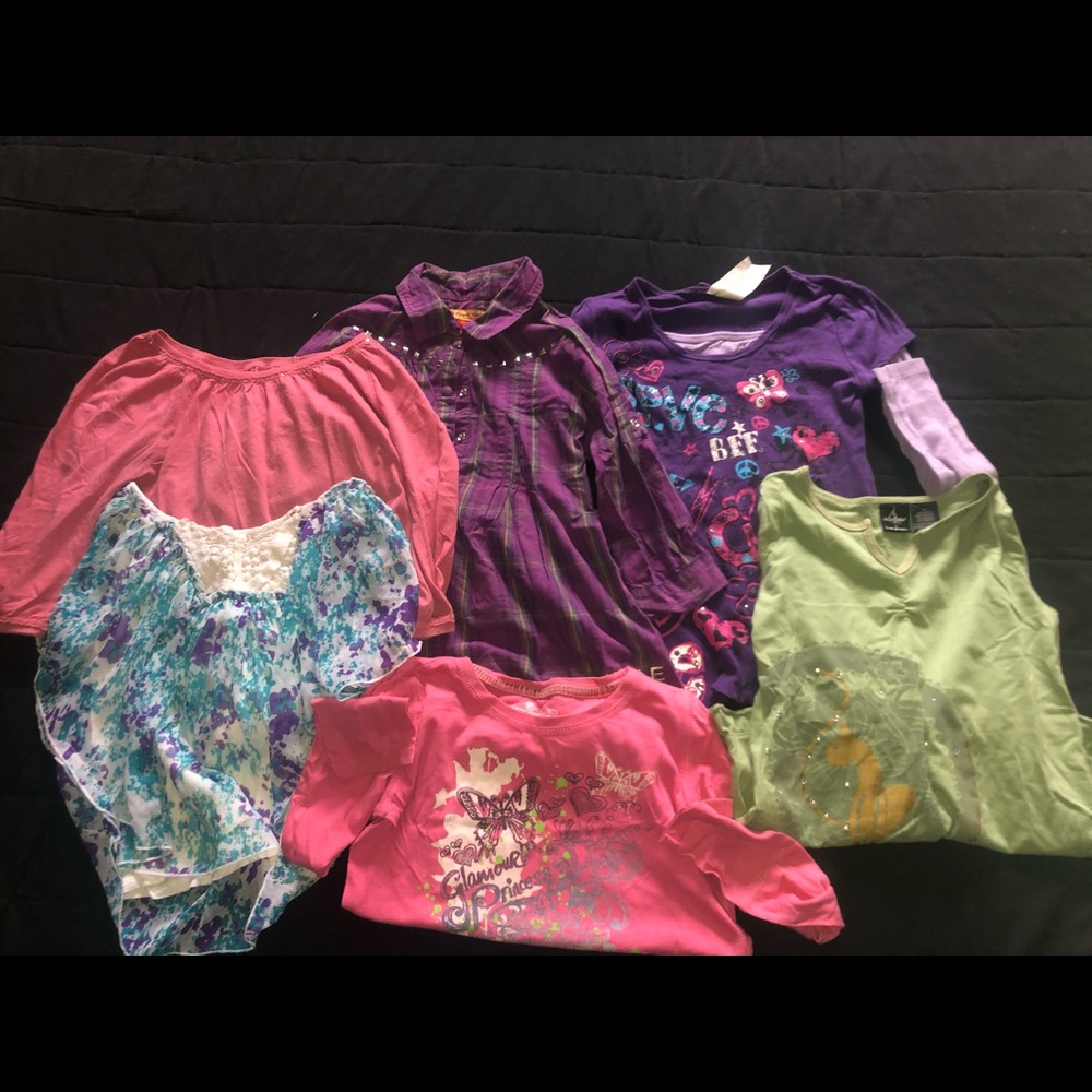 Lot of girls long sleeved tops